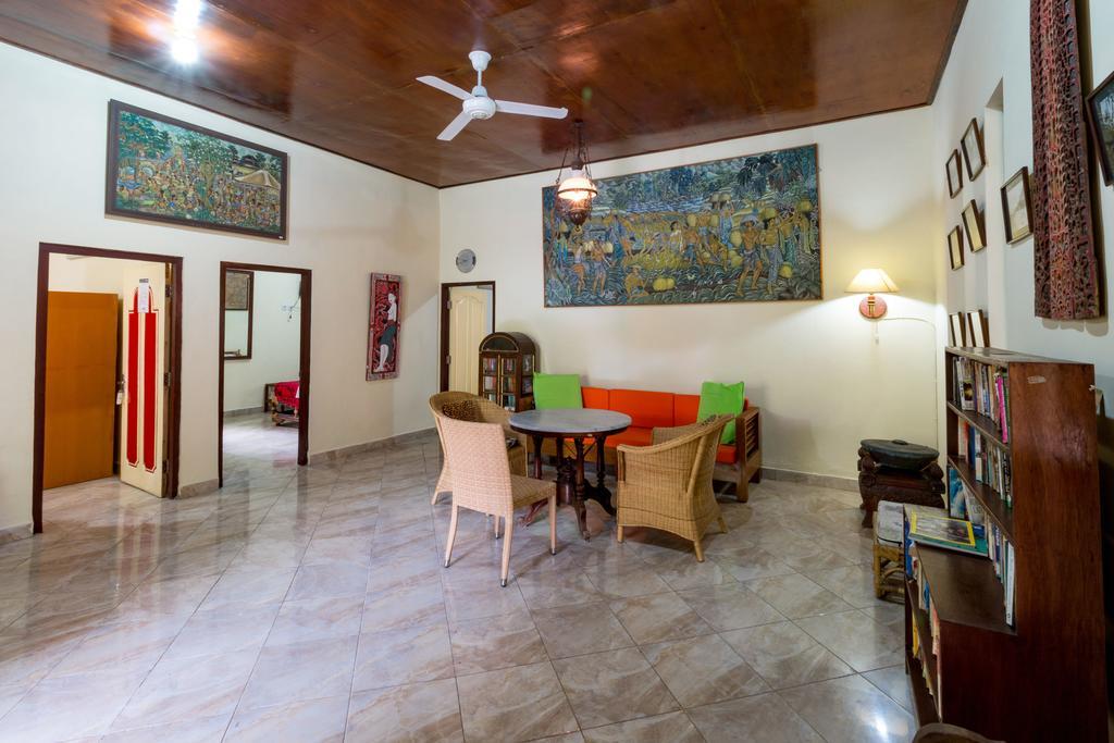 Baruna Sanur Hotell Rum bild