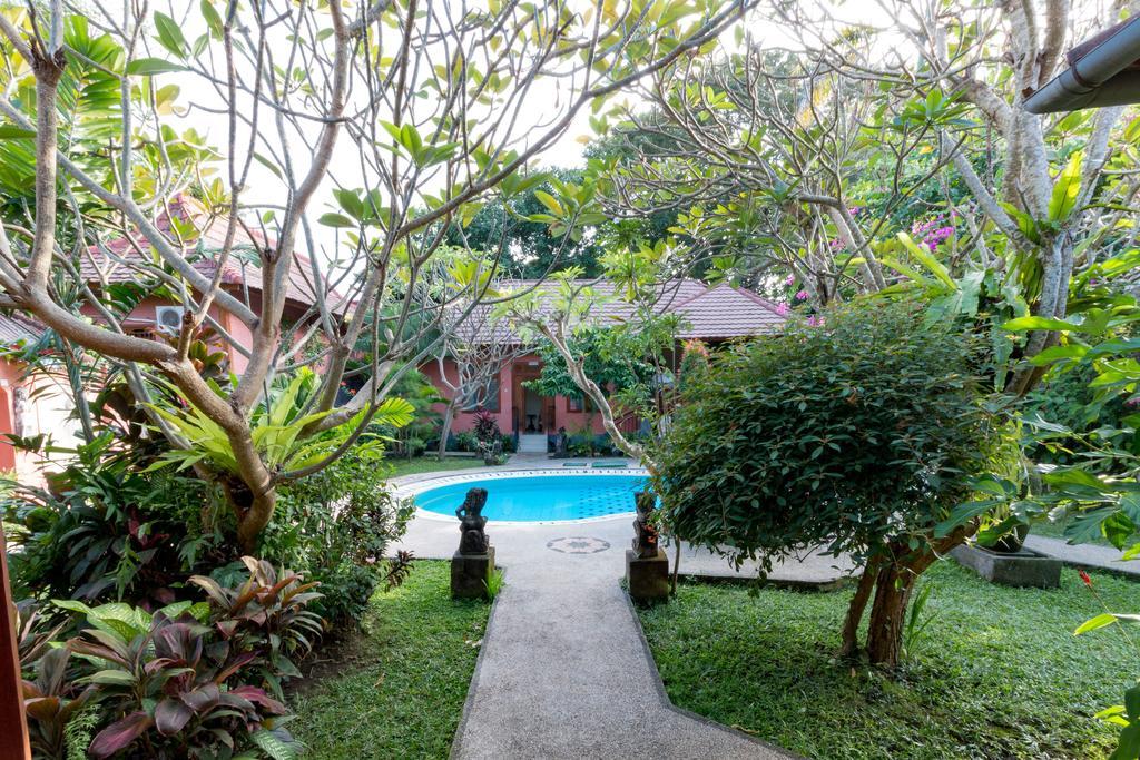 Baruna Sanur Hotell Rum bild