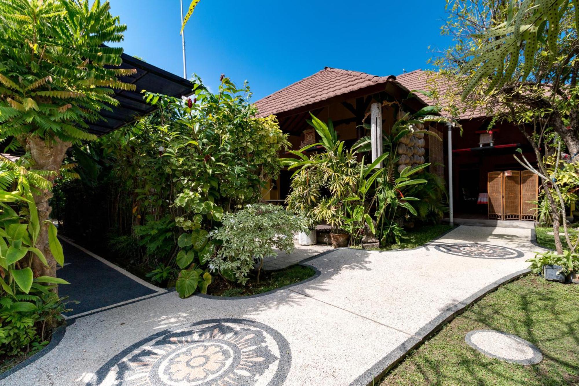 Baruna Sanur Hotell Exteriör bild